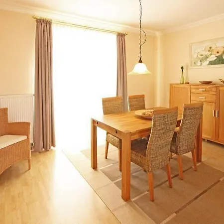 Stadtvilla-wohnung-1-9400 *